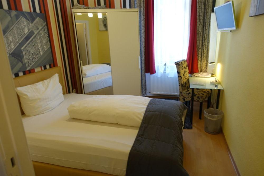 Hotel Villa Konstanz Berlín Exterior foto